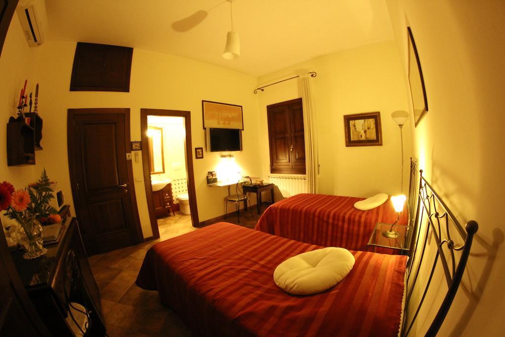 B&B Corte Barocca Λέτσε Δωμάτιο φωτογραφία