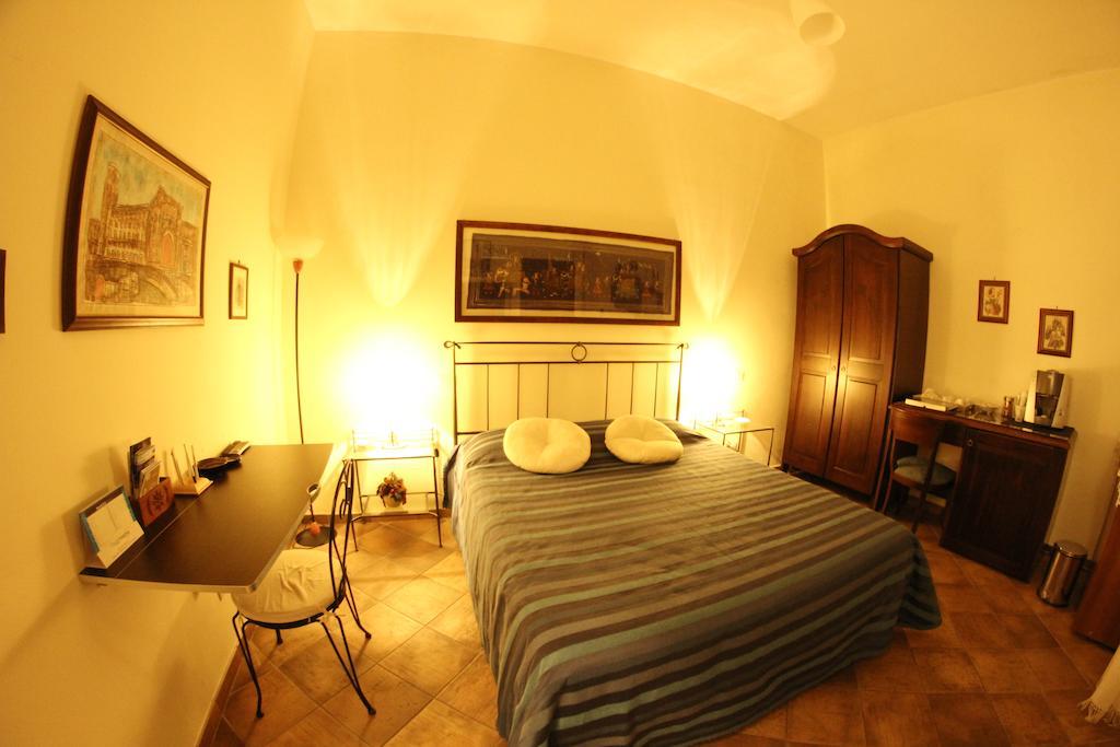 B&B Corte Barocca Λέτσε Δωμάτιο φωτογραφία